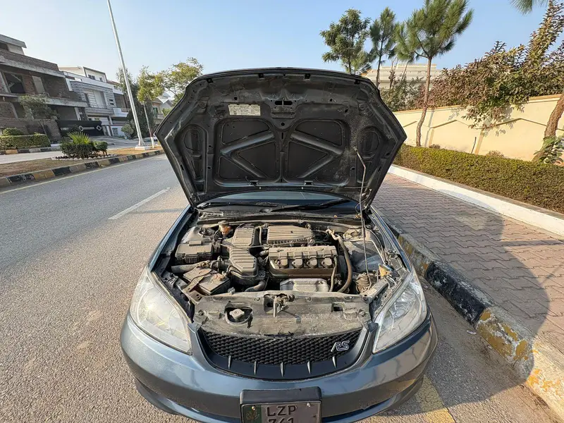 
								Honda Civic Exi full									